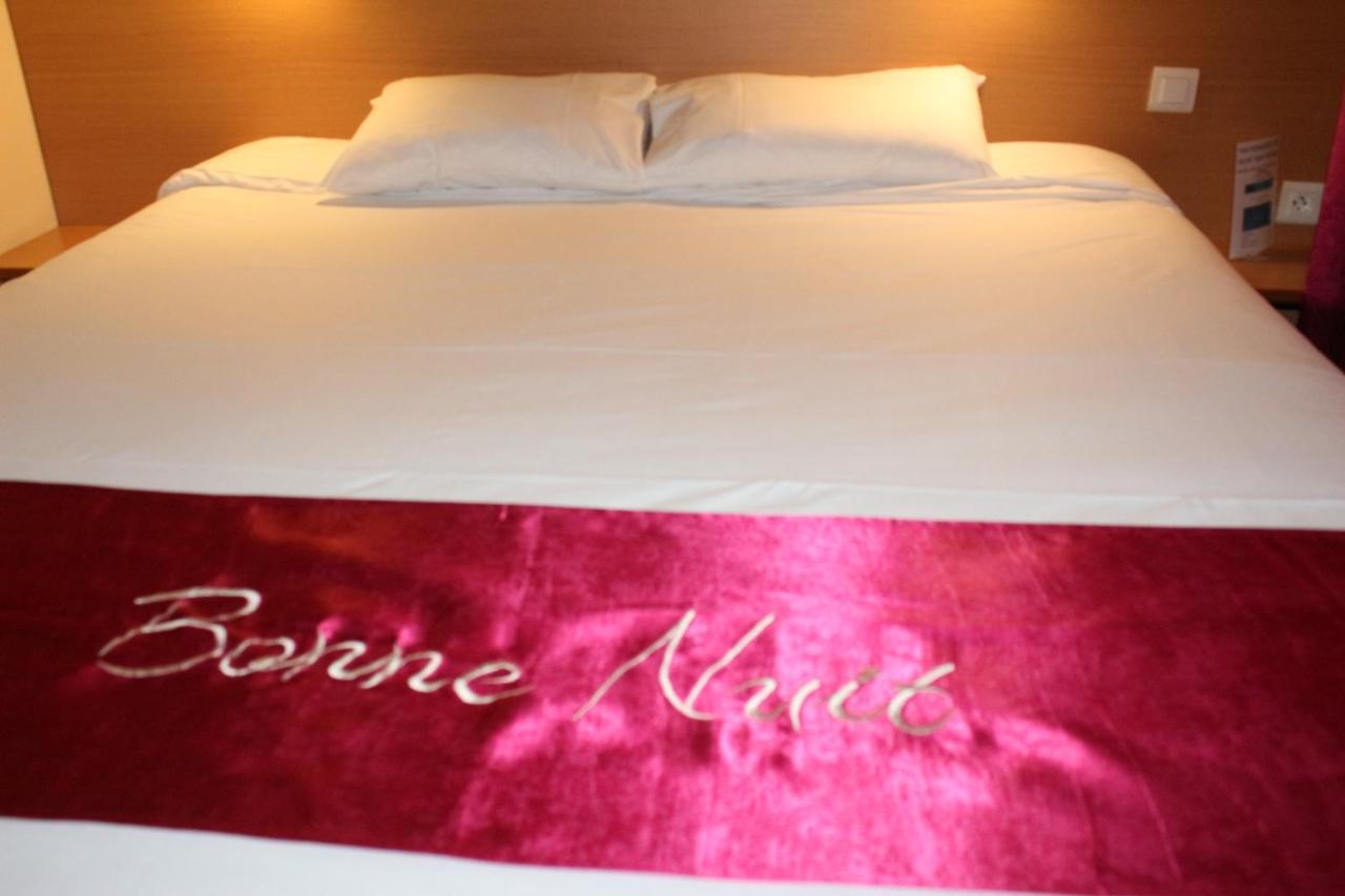 Hotel Le Saint Aubin Гурне-ан-Бре Екстериор снимка
