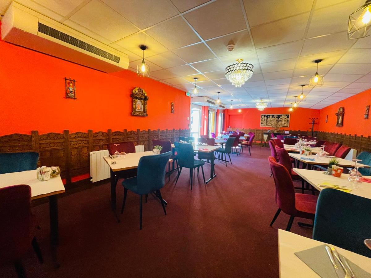 Hotel Le Saint Aubin Гурне-ан-Бре Екстериор снимка